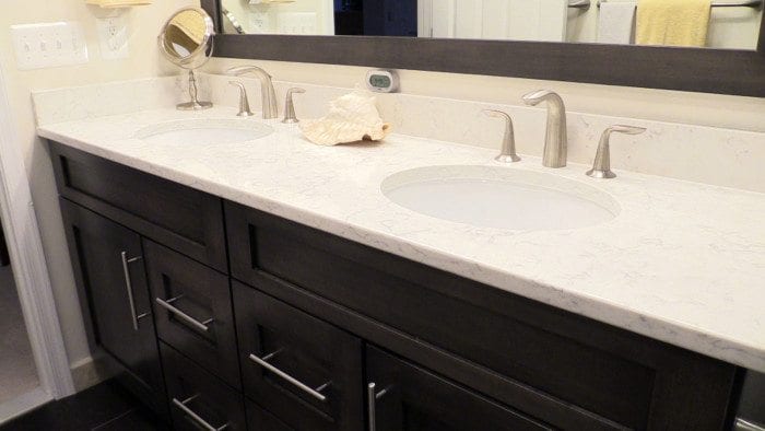 bathroom countertops quartz