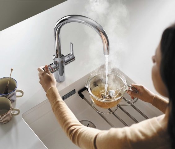 Hot water tap