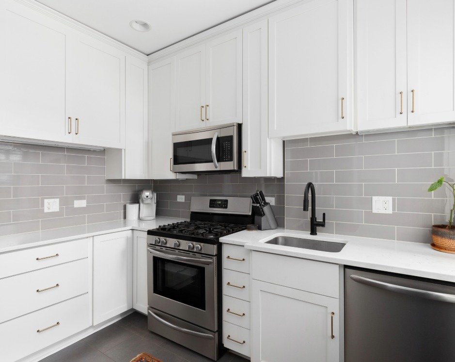 how much do kitchen cabinets in bellevue cost